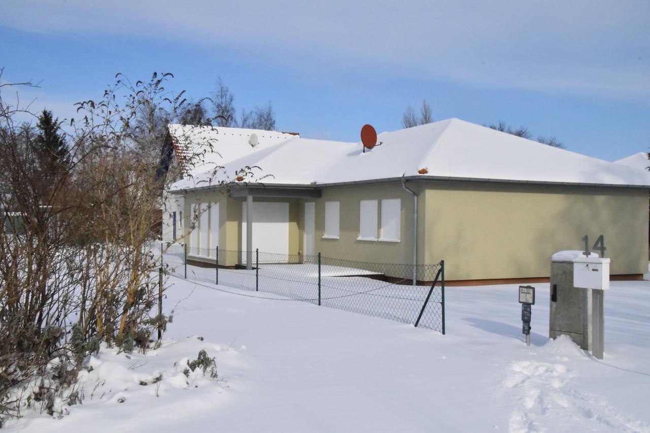 Ferienhaus Luessvitz Ummanz Exterior photo